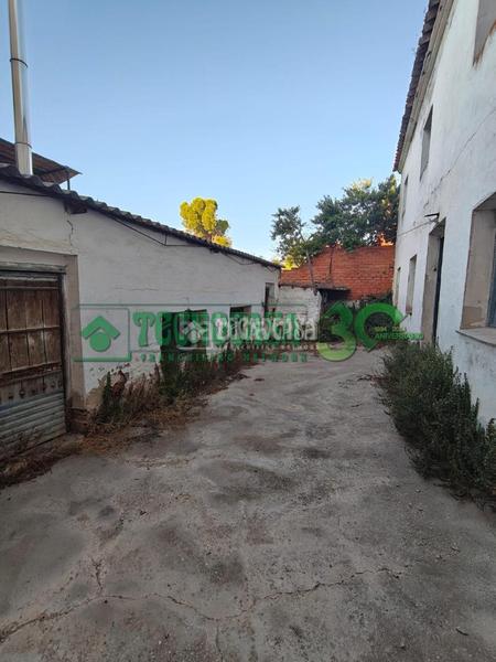Foto eb8947af-5804-4570-a48a-1ada537b3a28. Casa  en venta en Bargas