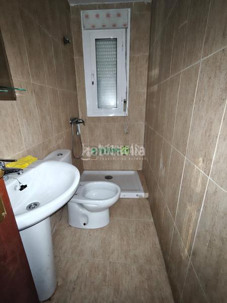 Foto ba89dfb2-a7aa-4edc-a87a-6b8e82860207. Maison jumelée dans Olías del Rey