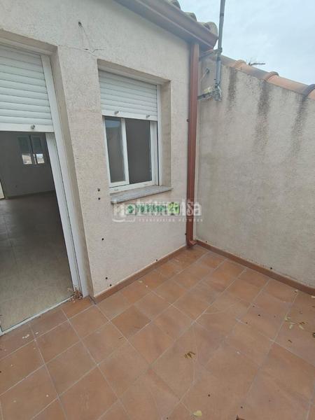 Foto d4706b9b-377f-4b84-87bf-39f9722720bd. Maison jumelée dans Olías del Rey