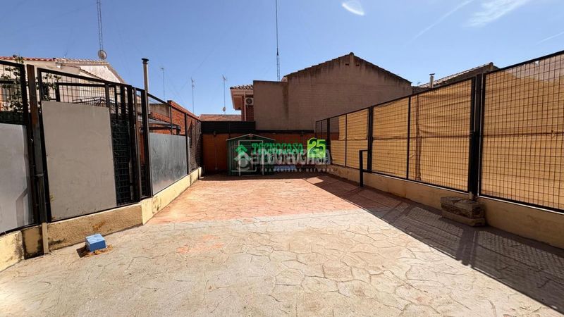 Foto 3a1f35a5-578f-446b-be11-a0aa4991b5bb. Piso  en venta en Yuncler