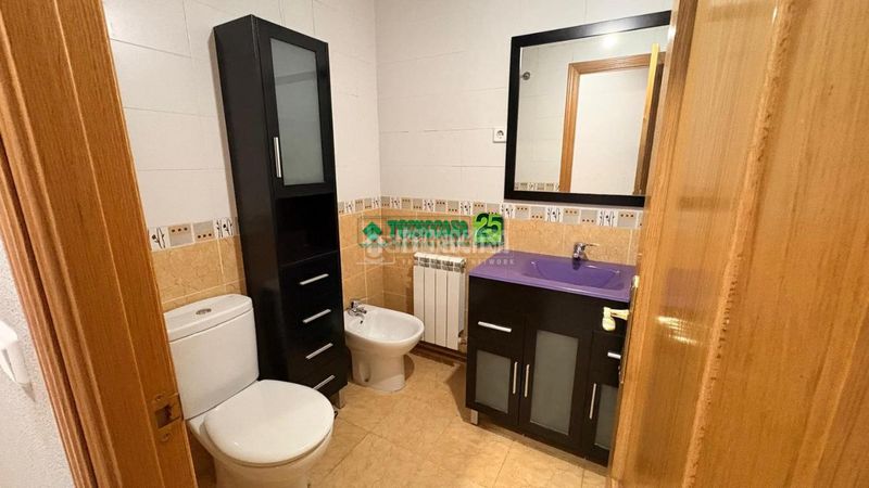 Foto d90925a9-35d0-416a-831d-296d3b098c10. Piso  en venta en Yuncler