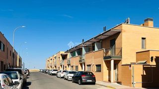 Casa bifamiliare in Bargas. Casa en venta en bargas