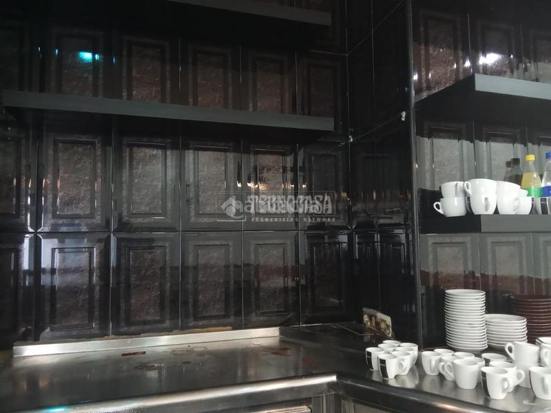 Foto fd06b71d-bf11-4a4f-b502-20fec7e1e4e9. Alquiler local comercial  en alquiler en Zaragoza