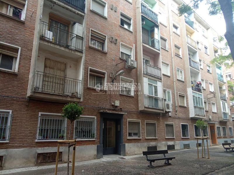 Foto c1500fb5-c93e-4f60-a36f-da7d4e402a4b. Pis amb calefacció a La Magdalena Zaragoza