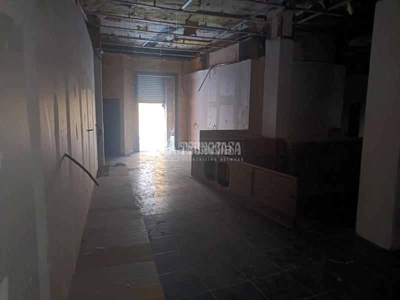 Foto 10097118-2d4c-421a-bb25-c4d362d65c00. Alquiler local comercial  en alquiler en Zaragoza