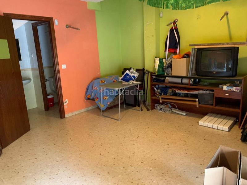 Foto beebd504-4169-445d-8b51-7a7d4f66ae23. Local comercial local en venda plaça europa en Espai Tolra - Els Pedrissos - Can Carner Castellar del Vallès