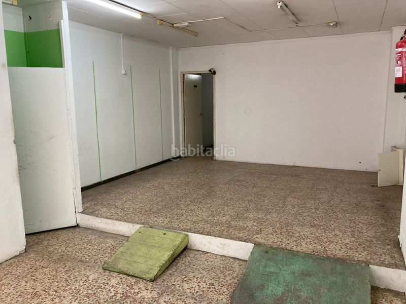 Foto 025333db-d043-40fe-aec7-61df9565e0f1. Alquiler local comercial lloguer local comercial a en Barberà del Vallès