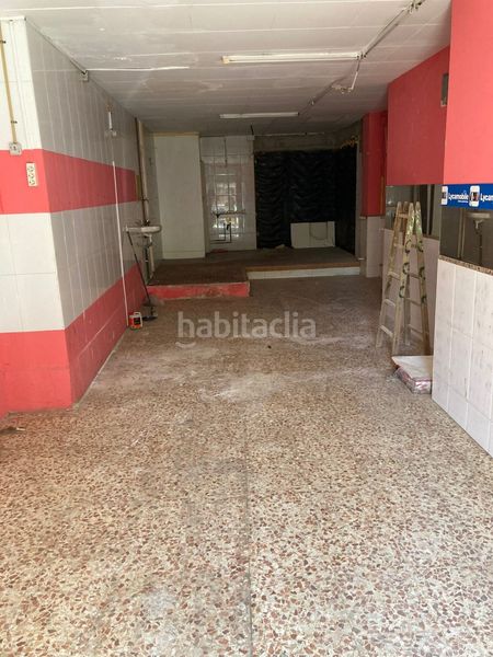 Foto 27c1099a-2791-4a0f-b4ad-b18c83478c6b. Alquiler local comercial lloguer local comercial a en Barberà del Vallès