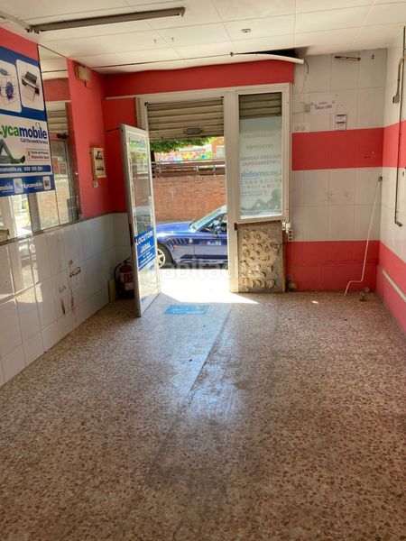 Foto 99c5e027-3bbf-4621-97dd-814ca1560d8f. Alquiler local comercial lloguer local comercial a en Barberà del Vallès