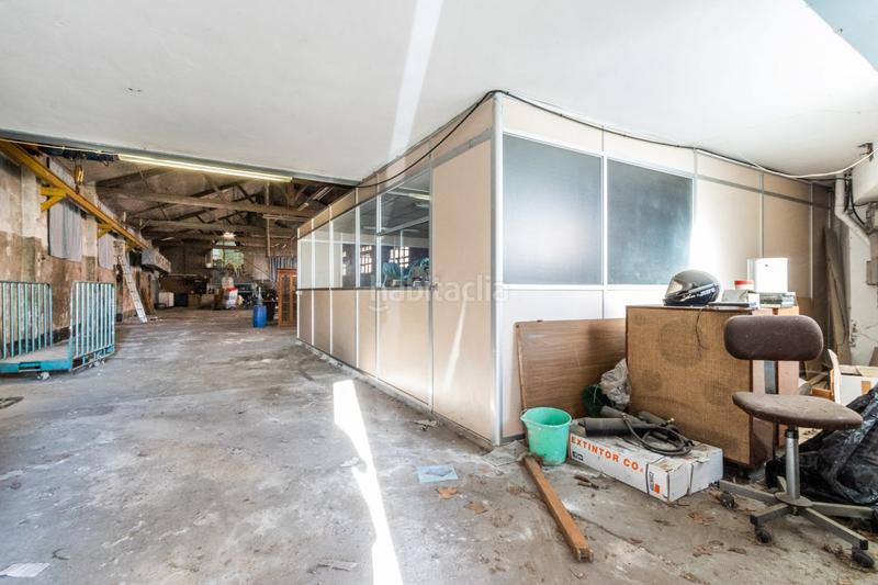 Foto 1ab88dfb-c24f-4d91-8aad-dd2172d19eb6. Fabrikhalle in Sant Llorenç Savall