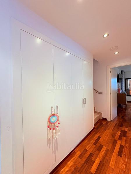 Foto 30f8d89a-3363-49ae-9ac4-561a6c8de90d. Casa con parcheggio piscina in Eixample - Can Bogunyà Castellar del Vallès