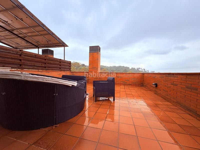 Foto ba6d0f03-4e62-4d66-8b39-8f90f61d9985. Casa con parcheggio piscina in Eixample - Can Bogunyà Castellar del Vallès