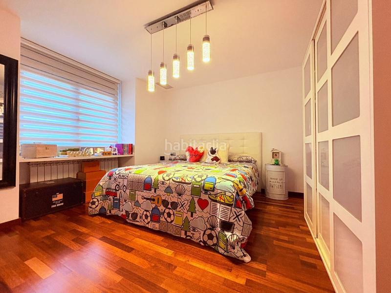 Foto f44288fd-26e8-4b11-a5bc-e30365432fd5. Casa con parcheggio piscina in Eixample - Can Bogunyà Castellar del Vallès