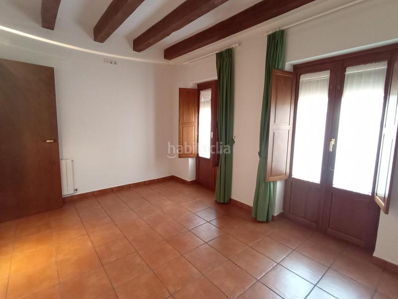 Foto 1f6e0d2a-f440-4f88-bad0-6b5641a279c3. Casa  al casc antic en Poble - Casc Antic Castellar del Vallès
