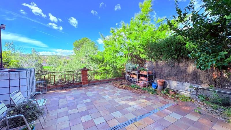 Foto 909feb2d-9203-4102-a7d0-f27bf5703fb8. Casa amb calefacció aparcament a Centre Sant Quirze del Vallès