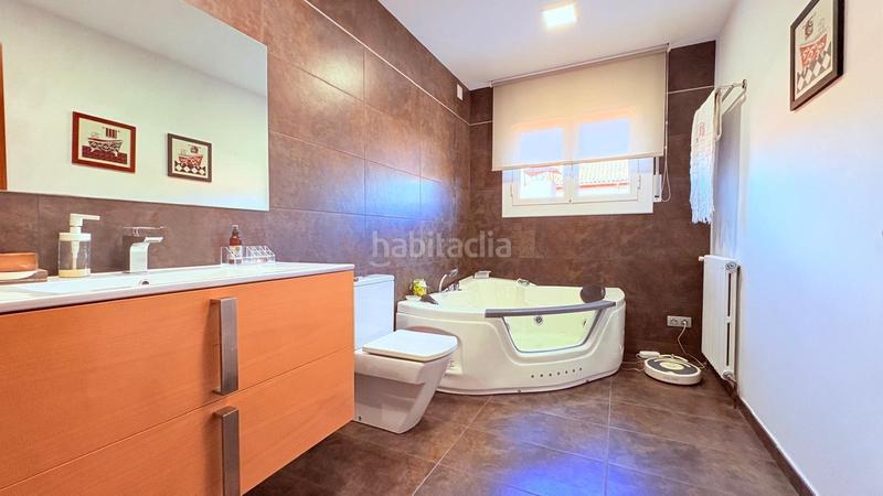 Foto ad8cec88-08f5-43ba-89f2-254e5a67fbac. Casa amb calefacció aparcament a Centre Sant Quirze del Vallès