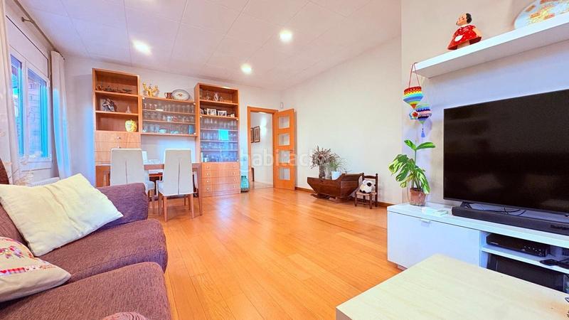 Foto dfdc0ec6-0ff0-4939-9b82-86733a6096f0. Casa amb calefacció aparcament a Centre Sant Quirze del Vallès