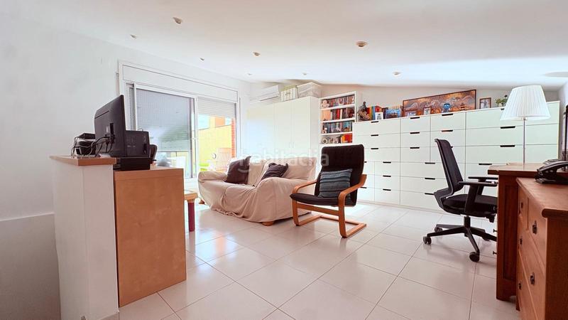 Foto 1967d3eb-f130-43fb-a6a0-3a9f464e2bb6. Casa  en venda a la zona del bonavista en Eixample - Can Bogunyà Castellar del Vallès