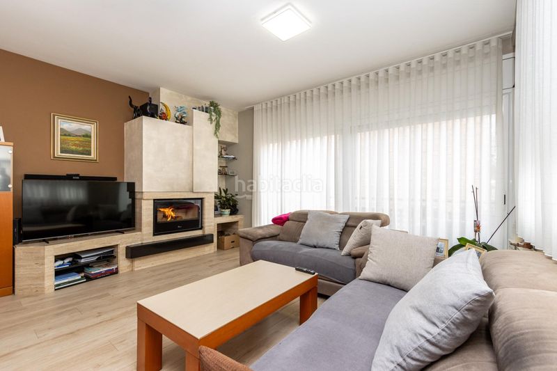 Foto 4fd8e359-bd59-43d9-a8b3-61a0177049ea. Casa amb calefacció aparcament a Eixample - Can Bogunyà Castellar del Vallès