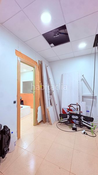 Foto 15a808d8-6577-450f-b606-36ec2eef492f. Local comercial a Eixample - Can Bogunyà Castellar del Vallès