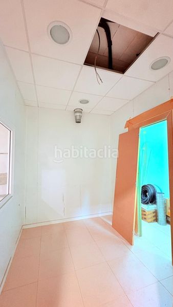 Foto 33a7cad3-f296-41d0-bc6e-46e1e7fa566d. Local comercial a Eixample - Can Bogunyà Castellar del Vallès