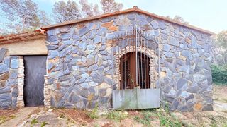 Fondo rustico in Sentmenat. Terreny rústic, al bosc de guanta