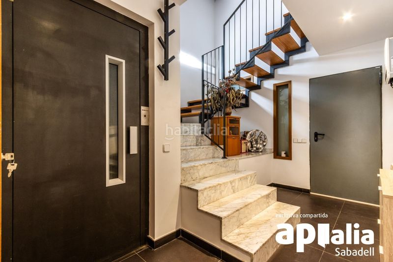 Foto de669c8f-31e8-4adf-a663-76c5d571efa2. Casa amb calefacció aparcament a Gràcia Sabadell