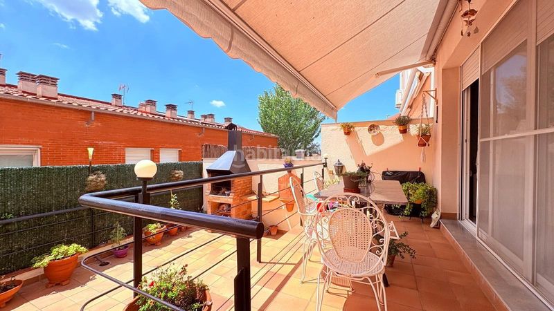 Foto 01f25756-6ce8-4e75-90e6-ed9d90176857. Casa amb calefacció aparcament a Eixample - Can Bogunyà Castellar del Vallès