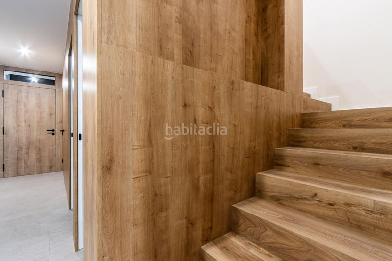 Foto 9a909981-8b49-4094-b971-ab8a9d68d97d. Casa a Centre Sabadell