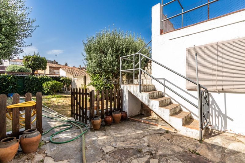 Foto 16dc0d43-cb11-42b5-84e8-8102e0608b81. Casa amb calefacció aparcament a Eixample - Can Bogunyà Castellar del Vallès