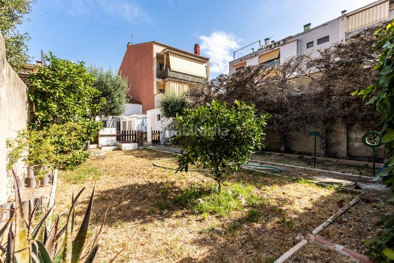 Foto 4c89168e-4f5f-44eb-a4ca-dfda473e8067. Casa amb calefacció aparcament a Eixample - Can Bogunyà Castellar del Vallès