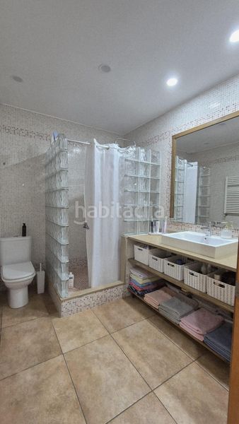 Foto e0a2cbd2-4989-44b0-a7c4-4a99570cb25e. Casa amb calefacció aparcament a Espai Tolra - Els Pedrissos - Can Carner Castellar del Vallès