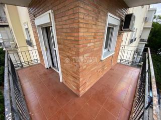 Pis a El Plantinar - Avda. La Paz - El Juncal. Piso en venta en sevilla