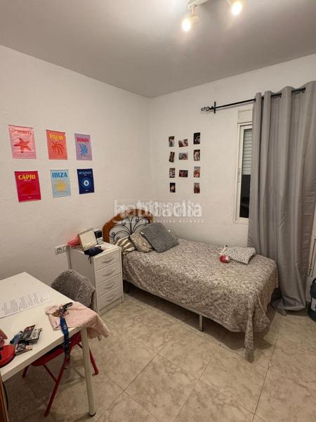 Foto f562b4a5-71b0-4812-878d-32abacf606dc. Flat in Ciudad Jardín Sevilla