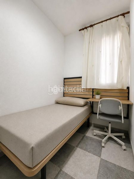 Foto 0592fb6d-9ea7-4699-8287-53c1adfa83ca. Appartamento in Ciudad Jardín Sevilla