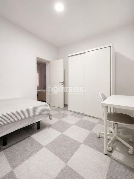 Foto e54383d9-b182-4cd8-af27-34a7241bca58. Appartamento in Ciudad Jardín Sevilla