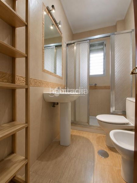 Foto f6f7a9ec-20be-4e69-8d0b-d4ed28213957. Appartamento in Ciudad Jardín Sevilla