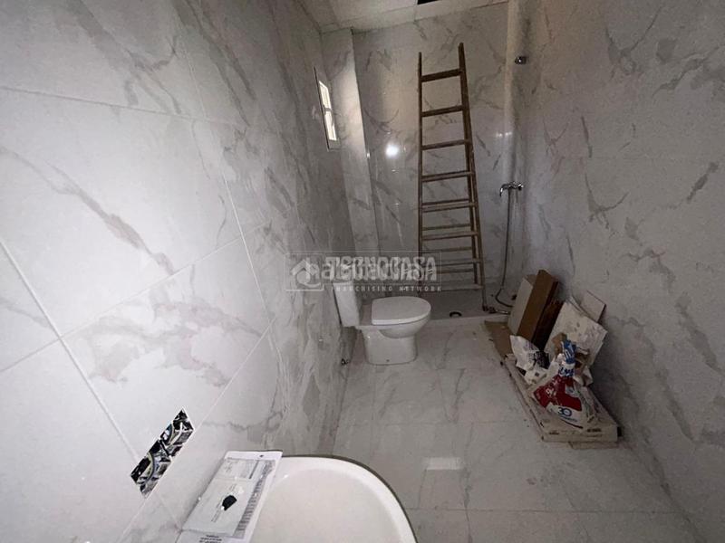 Foto 5a7ecf4c-d6e1-4457-acff-4bb7b1b01bfa. Local commercial dans Tres Forques Valencia