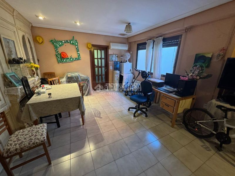 Foto faf443e5-2f66-412d-be3b-b476992b01bd. Pis a Nou Moles Valencia