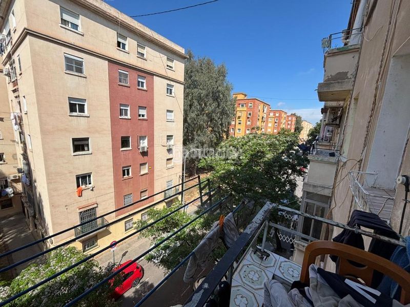 Foto f52831a3-2fc9-418e-a8fa-30a8742b4ed7. Pis a Nou Moles Valencia