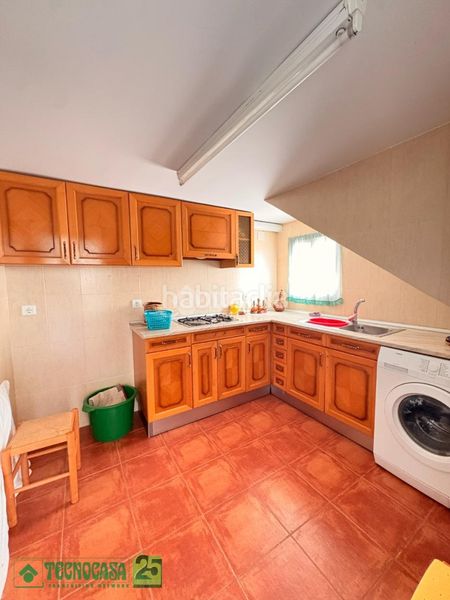 Foto b06f51ef-61e5-487f-b06a-1fe38940099c. Casa aparellada amb calefacció a Corral de Almaguer