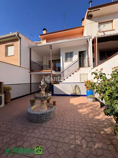 Foto bd8bd50f-42bc-4e16-a622-a4b9a946062d. Casa aparellada amb calefacció a Corral de Almaguer