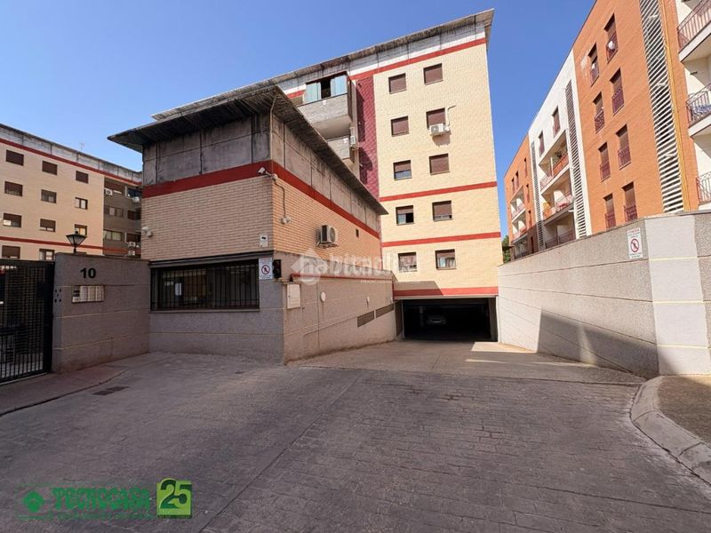 Foto 7e9436eb-d3ee-48e5-a863-fe9e26cdbdf4. Pis a Entrada-Gasolineras Ocaña