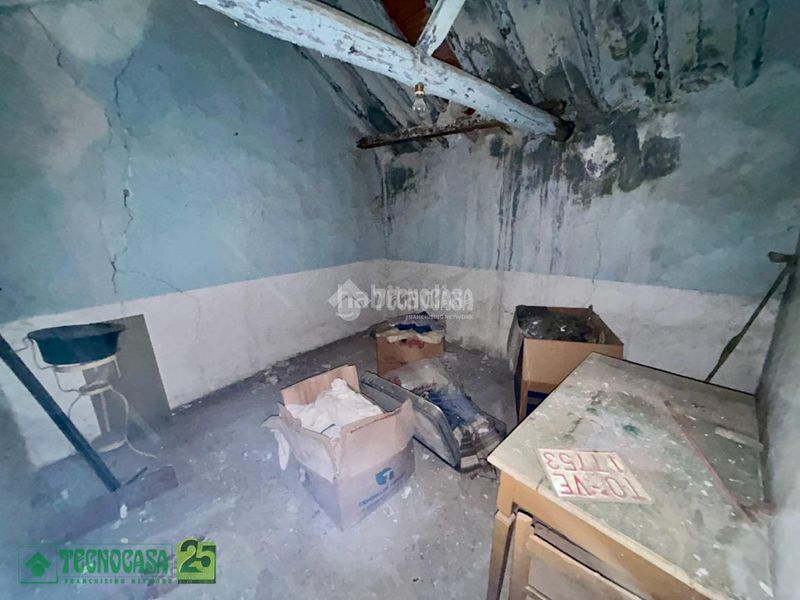 Foto 1e07fa36-e712-4e22-972d-719094f70c29. Casa aparellada a Dosbarrios