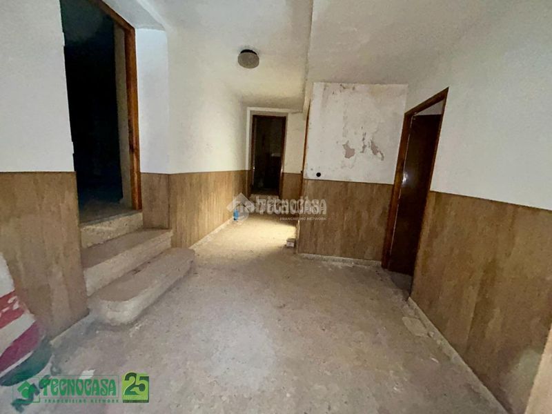 Foto 687a915f-f285-4616-afca-0a3c47476fa8. Casa aparellada a Dosbarrios