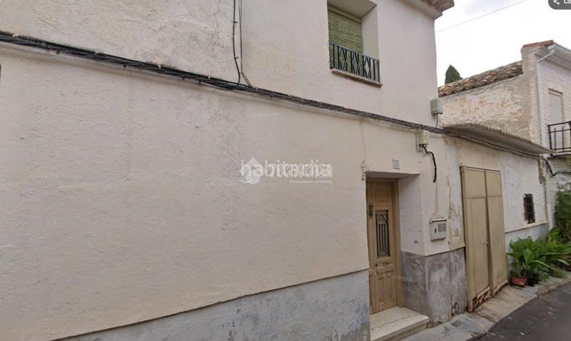 Foto 78813fd2-4e61-4297-97c2-5af66d9ce046. Casa aparellada a Dosbarrios