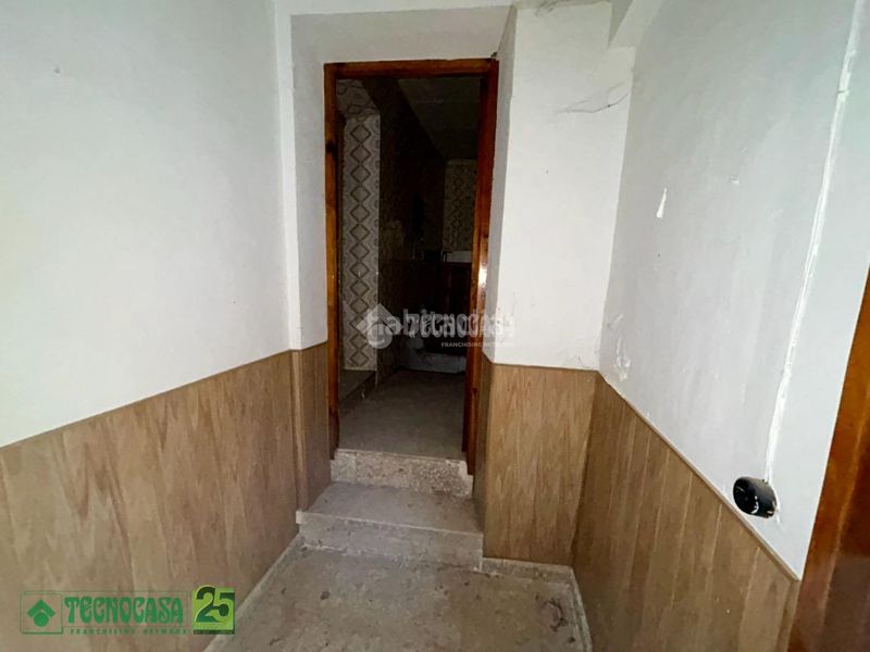 Foto ad5cde20-cc7c-4986-b1eb-2c1543fabca4. Casa aparellada a Dosbarrios