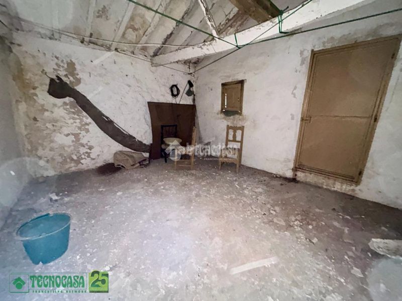Foto cd825ac7-bf7a-46ce-b991-fe4f101c8f9d. Casa aparellada a Dosbarrios