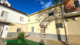 Casa aparellada  Pl. cervantes. Casa en venta en villanueva de bogas
