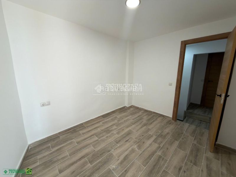 Foto 15ac5ae8-a949-425c-9d54-470c7f938090. Casa aparellada a Romeral (El)